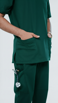green-scrubs-with-pockets