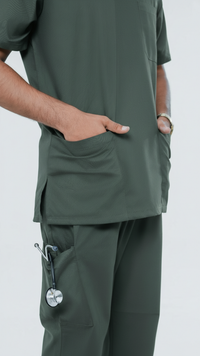 scrubs-with-pockets